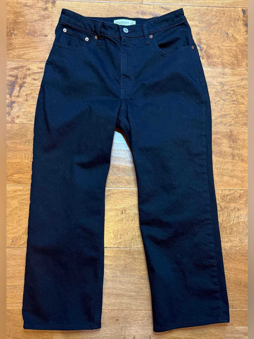 Abercrombie Curve Love 90s Relaxed Jean Black High Rise 27 Extra Short
